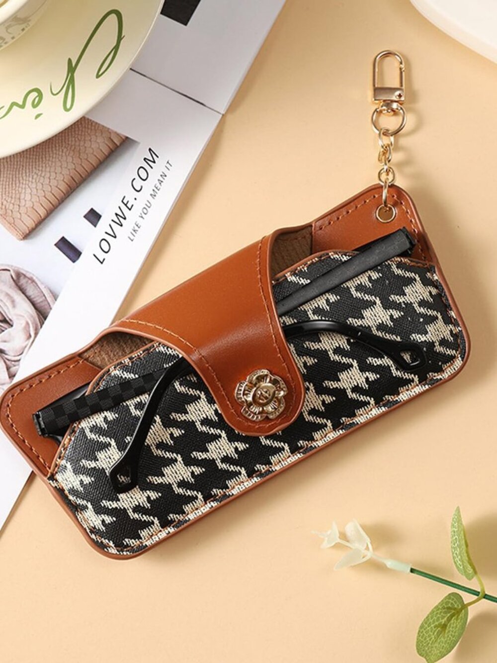 Soft Leather Sunglasses Bag,Travel Sunglass Holder Eyeglass Case Portable Slim S - Picture 2 of 6